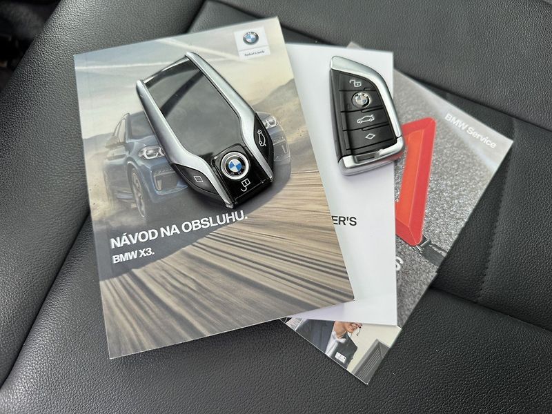 BMW X3 (2020) 3.0d X-Drive Ad.LED Webasto - fotka 27 z 43