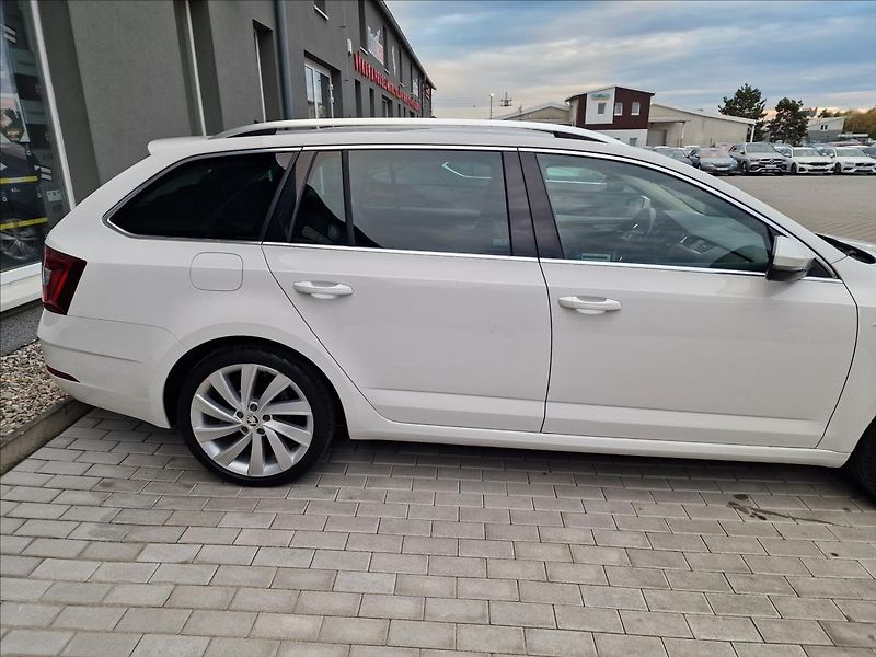 Škoda Octavia 2.0TDI 110kW DSG L&k, ČR, 1.Ma - fotka 41 z 50