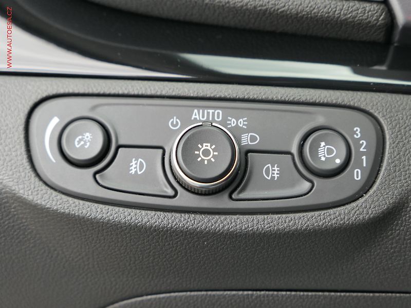 Opel Mokka (2019) 1.6 CDTi, ČR - fotka 17 z 19