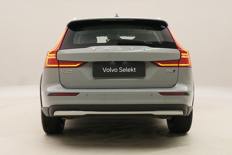 Volvo V60 CC B4 AWD BRIGHT PLUS AUT  - fotka 12 z 59