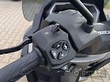 Piaggio MP3 530 Exclusive (2024) - náhled 14