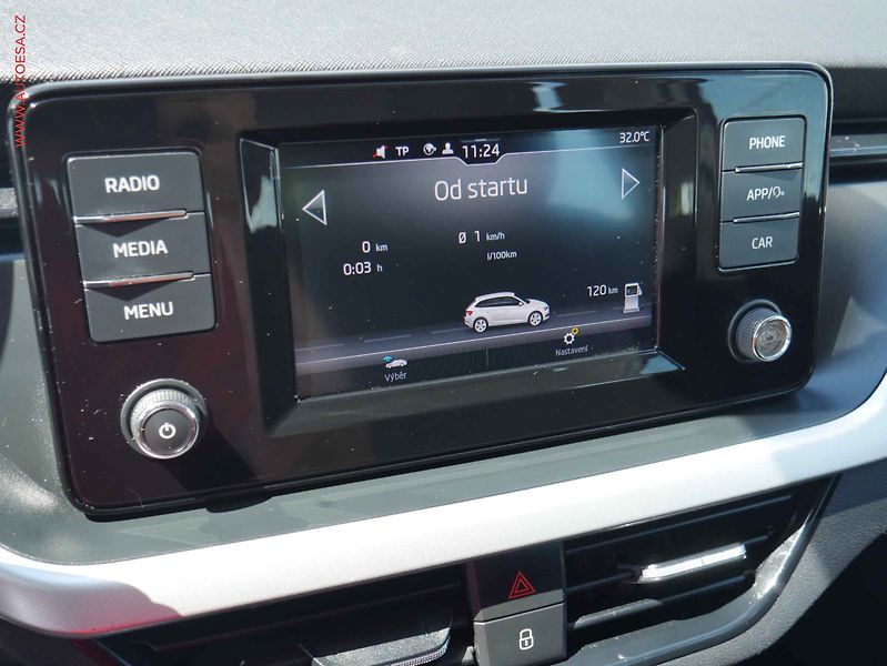 Škoda Scala (2019) 1.6TDi, ČR, Ambition - fotka 11 z 14