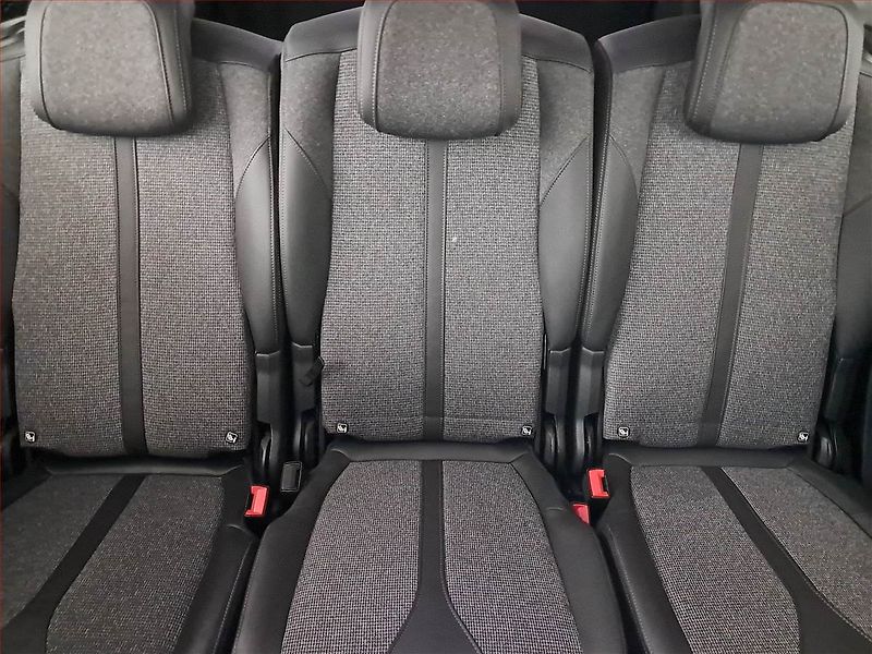 Peugeot 5008 (2019) PureTech 130, 7 míst, ČR,1.maj - fotka 10 z 25