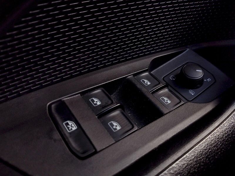Škoda Octavia (2023) combi Tour 2,0 Tdi 110 Kw - fotka 24 z 37