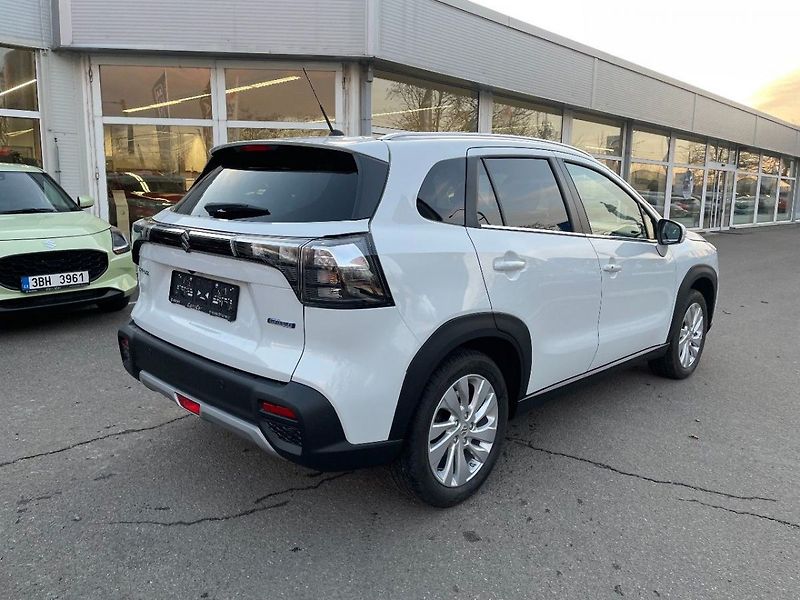 Suzuki S-Cross Premium - fotka 7 z 10