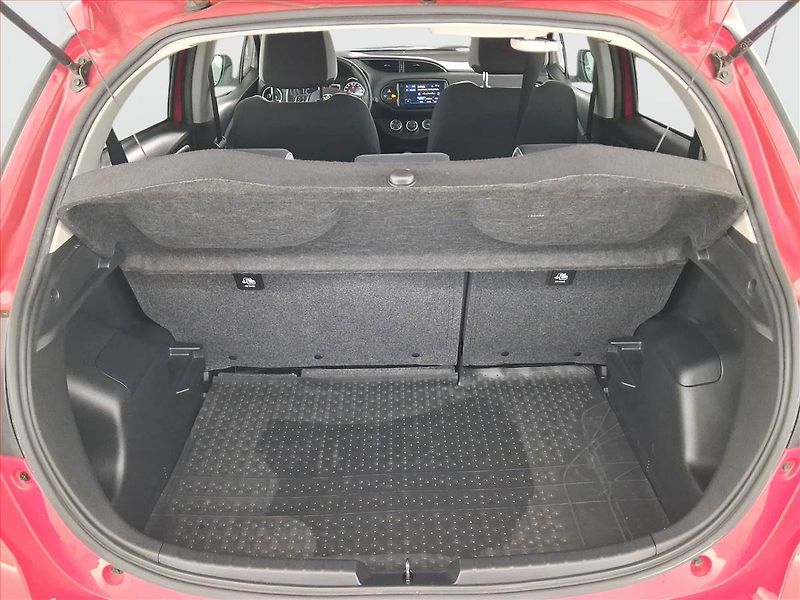 Toyota Yaris (2020) Y20 1.5 Dual VVT-i, ČR,1.maj - fotka 13 z 21