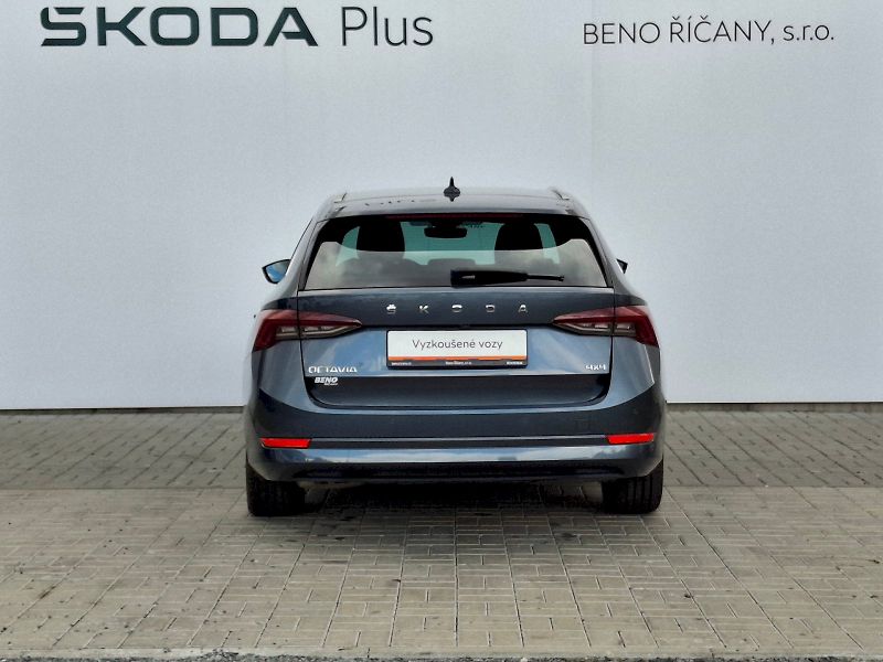 Škoda Octavia (2021) Combi Stale Plus DSG 4x4 2,0TD - fotka 12 z 35