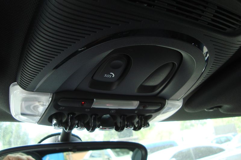 Mini Cooper (2017) 1.5 D, AUTOMAT - fotka 53 z 66