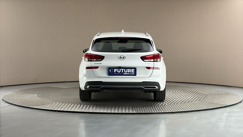 Hyundai i30 1.0 T-GDI Smart Kombi - fotka 5 z 23