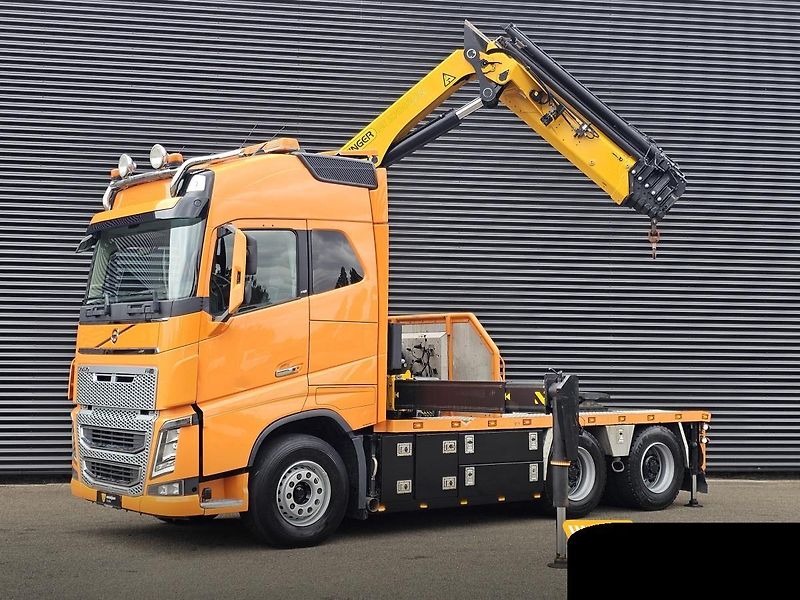 Volvo FH (2015) 16.550 6x4 tahač + HR EURO 6 - fotka 4 z 24