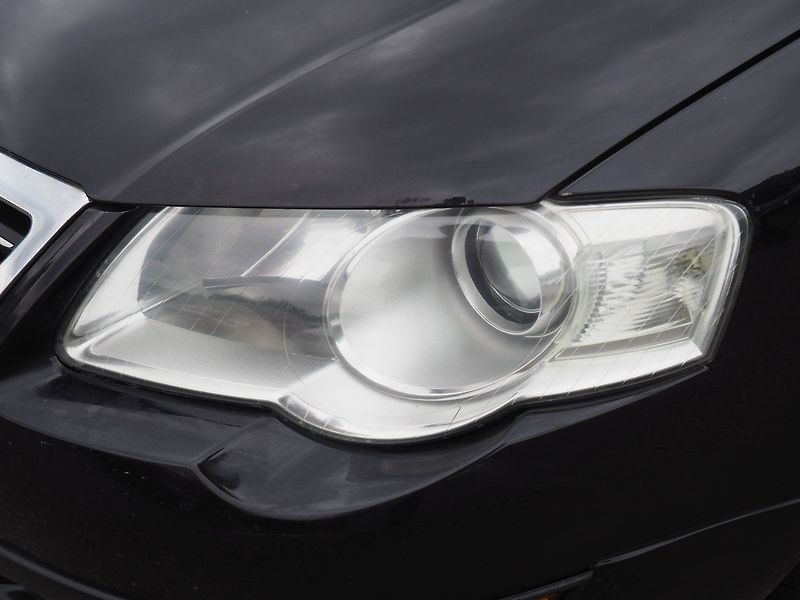 Volkswagen Passat Variant (2008) 1.9 TDI, 77 kW - fotka 7 z 30