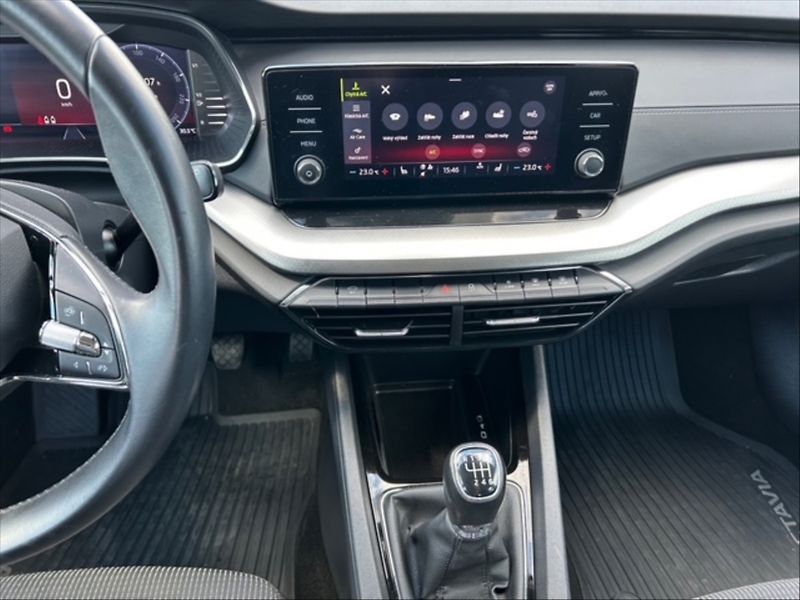 Škoda Octavia 2,0 TDI 110 Ambition - fotka 10 z 11