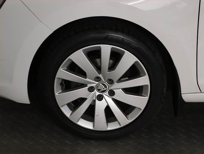 Škoda Rapid (2018) 1.4 TDI, Serv.kniha, Tempomat - fotka 14 z 17
