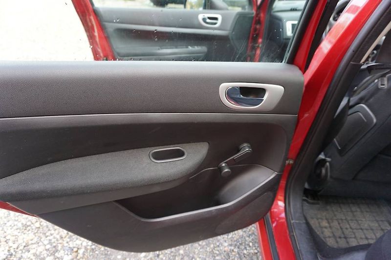 Peugeot 307 (2006) 307 1,6 - fotka 10 z 22