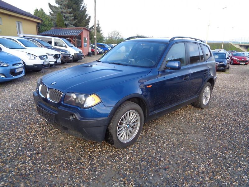 BMW X3 2,0 D - fotka 2 z 15