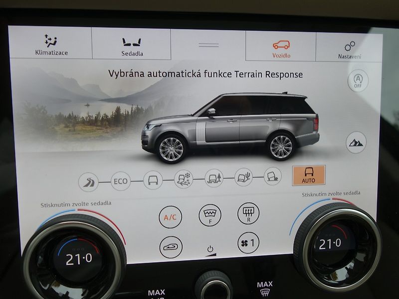 Land Rover Range Rover (2021) D300*VOGUE*50000KM*REZERVACE!! - fotka 25 z 50