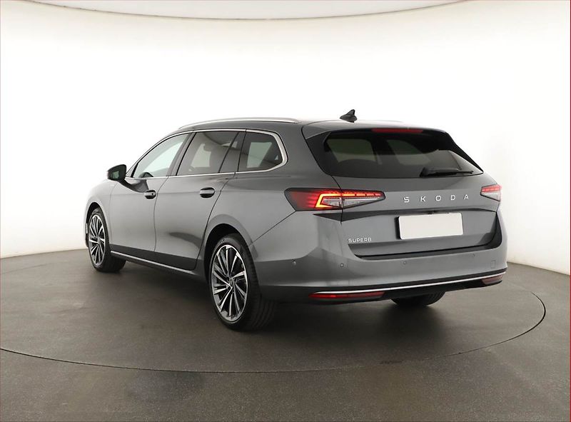 Škoda Superb (2025) 2.0 TDI, Lautrin&Klement - fotka 4 z 21