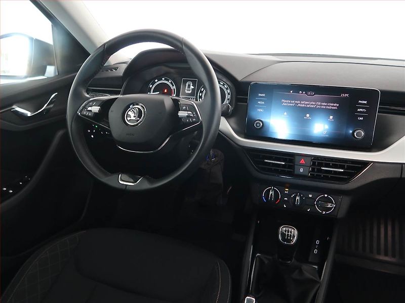 Škoda Kamiq (2022) Ambition 1.0 TSI, Serv.kniha - fotka 7 z 14
