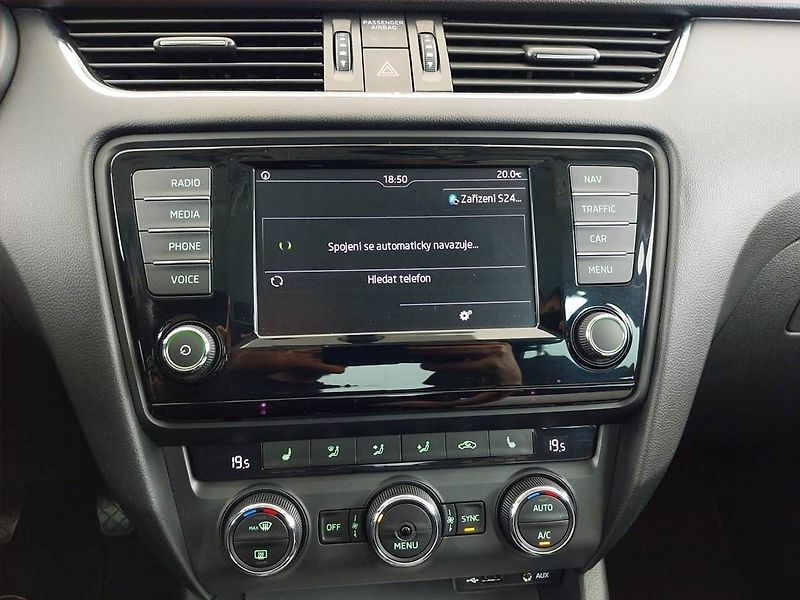 Škoda Octavia (2017) Style 2.0 TDI, Navi, Bi-Xenony - fotka 16 z 20