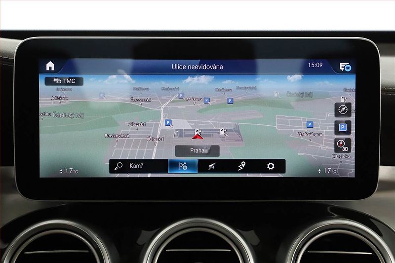 Mercedes-Benz GLC (2020) 300 e 4MATIC - fotka 16 z 22
