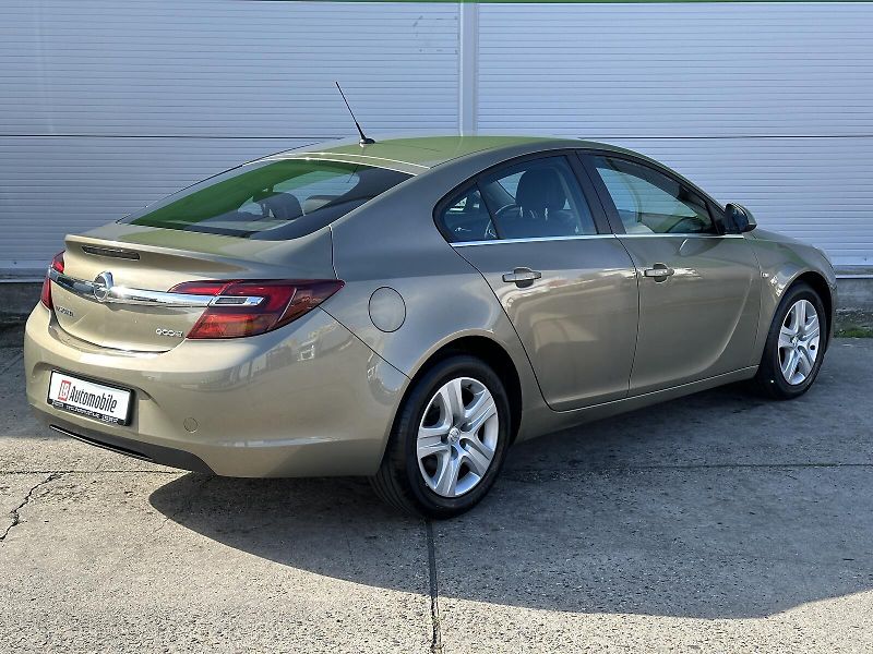 Opel Insignia 2.0CDTi 140PS Bluetooth USB CD - fotka 4 z 31