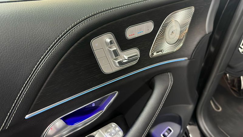 Mercedes-Benz GLS ZÁRUKA / TOP STAV I VÝBAVA - fotka 39 z 73