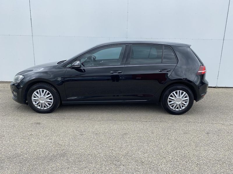 Volkswagen Golf 1,2 TSI 77 kW Comfortline - fotka 4 z 25