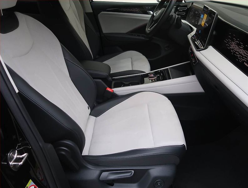 Volkswagen Tiguan (2024) 2.0 TDI - fotka 9 z 23