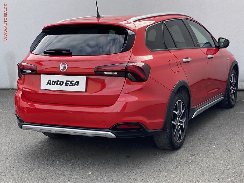 Fiat Tipo (2022) 1.0FireFly CROSS, LED, kamera - fotka 4 z 18