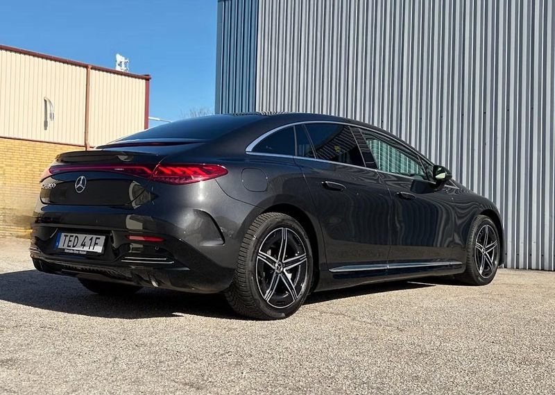 Mercedes-Benz EQE 300 AMG Kam Pano BLIS LED - fotka 5 z 22