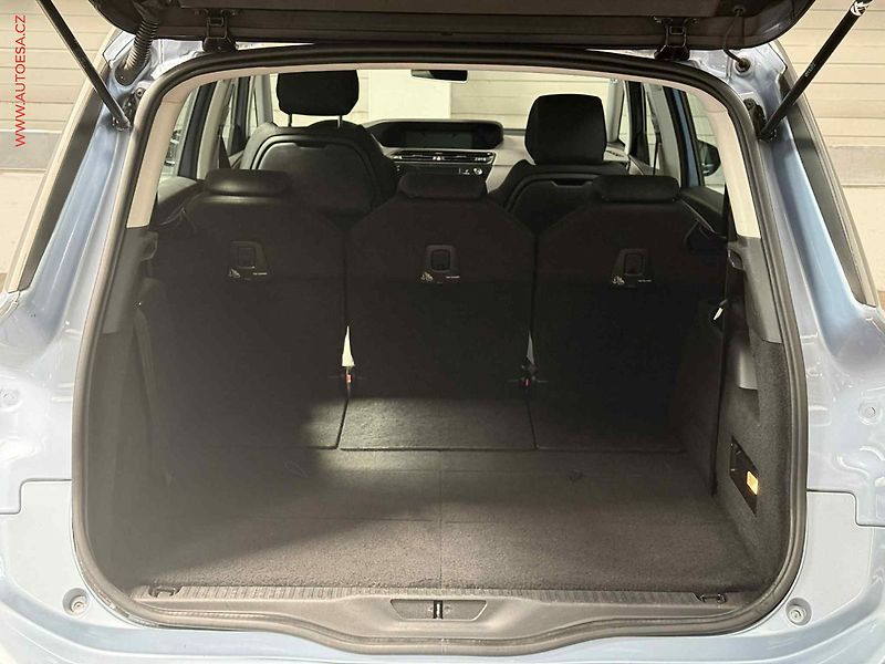 Citroën C4 Picasso (2016) 2.0 HDI 7míst, Navi, panorama - fotka 10 z 21