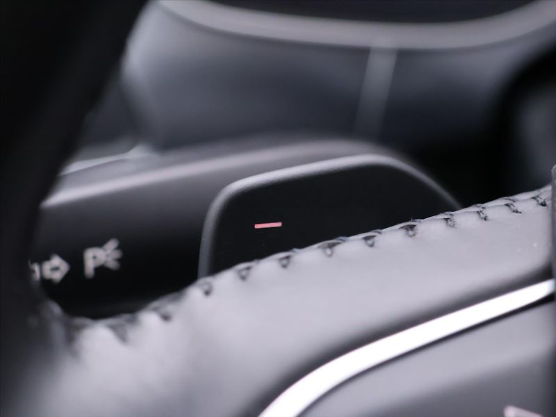 Audi A6 3,0 TDI 235kW Aut. quattro DPH - fotka 18 z 34