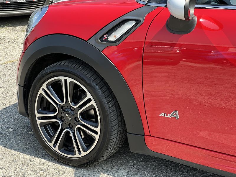 Mini Countryman Cooper S 140kw 4x4 AUTOMAT ČR - fotka 37 z 39