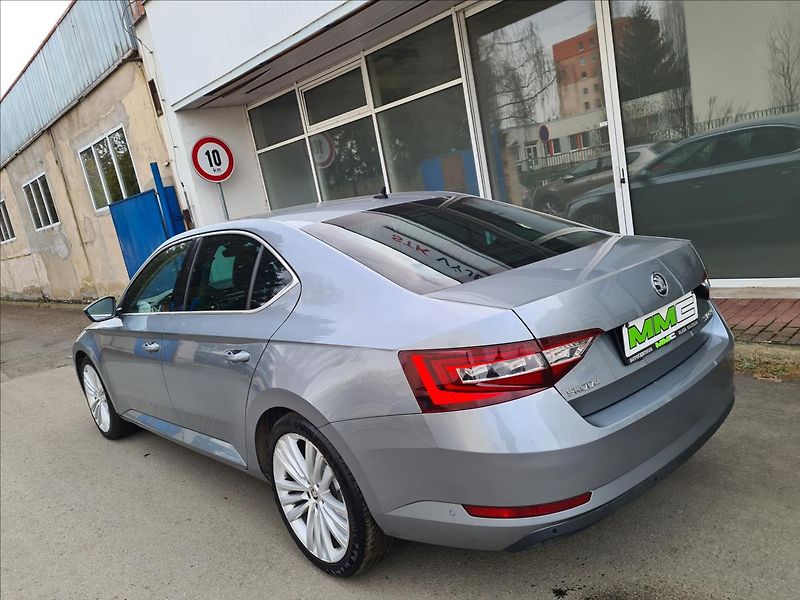 Škoda Superb III 2.0TD*NAV*EL.KUFR*SERV - fotka 6 z 29
