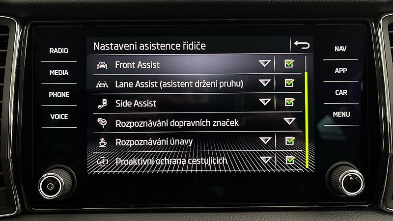 Škoda Kodiaq 2.0 TDI DSG 4x4 Style - fotka 27 z 29