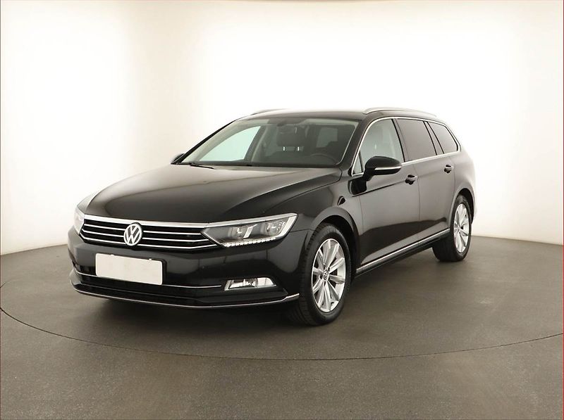 Volkswagen Passat (2015) 2.0 TDI, 4X4, Kůže, Navi - fotka 2 z 18