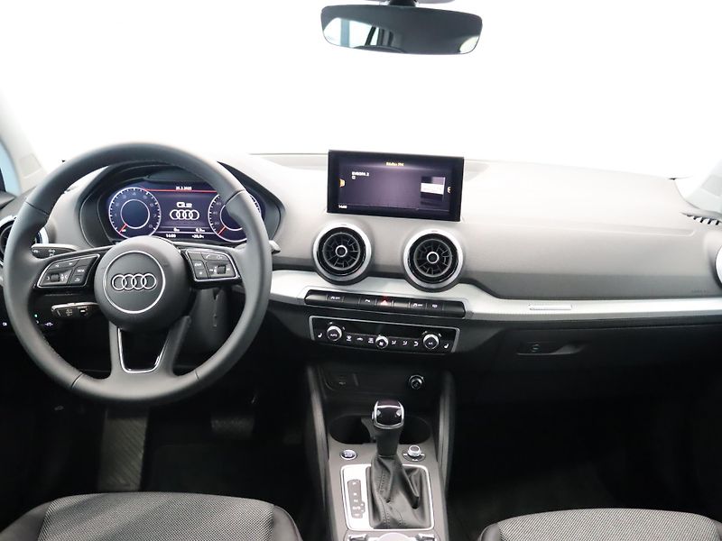 Audi Q2 Advanced 35 TFSI Stronic - fotka 5 z 27