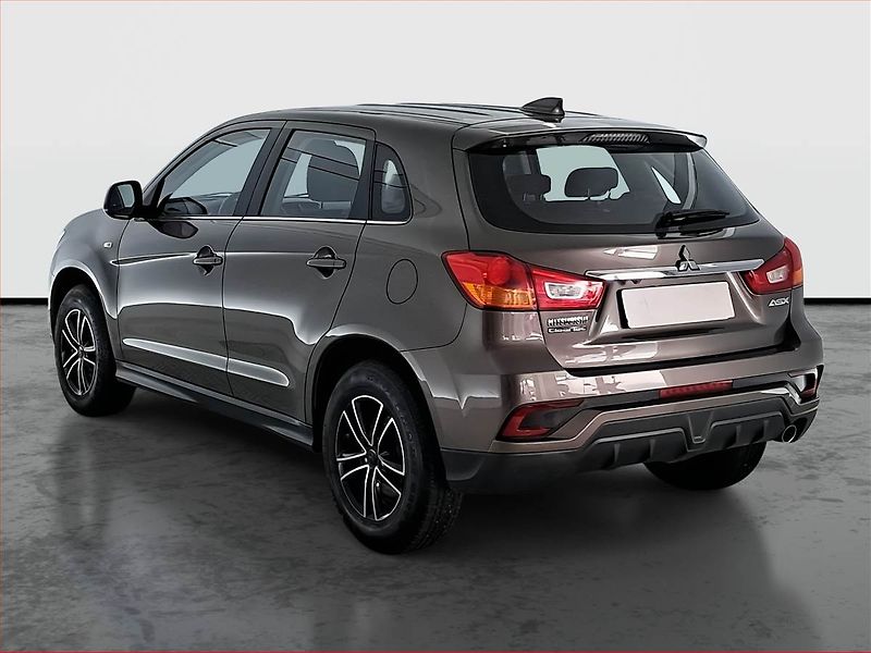 Mitsubishi ASX (2017) Instyle 1.6 MIVEC, Serv.kniha - fotka 4 z 19