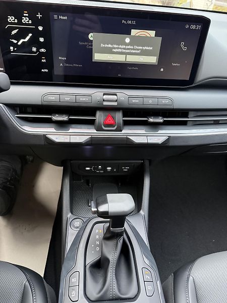 Kia K4 1,6 T-GDi GPF 7DCT TOP 110 KW  - fotka 8 z 10