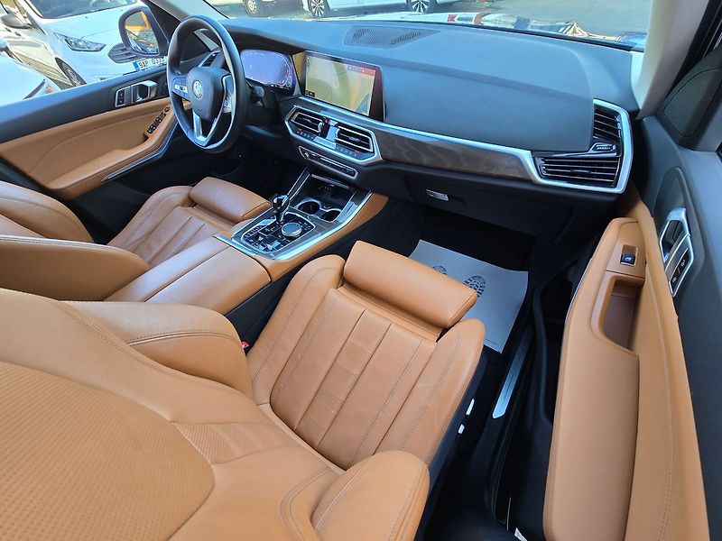 BMW X5 xDrive45e 290kW VIRTUAL KŮŽE - fotka 8 z 40