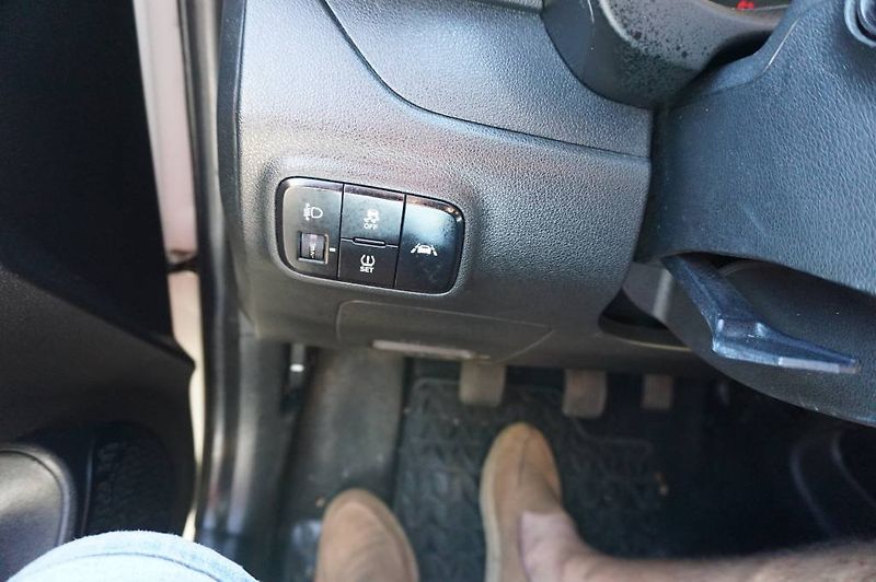 Hyundai i10 (2022) 1.MAJ. NOVÉ V ČR - fotka 26 z 30