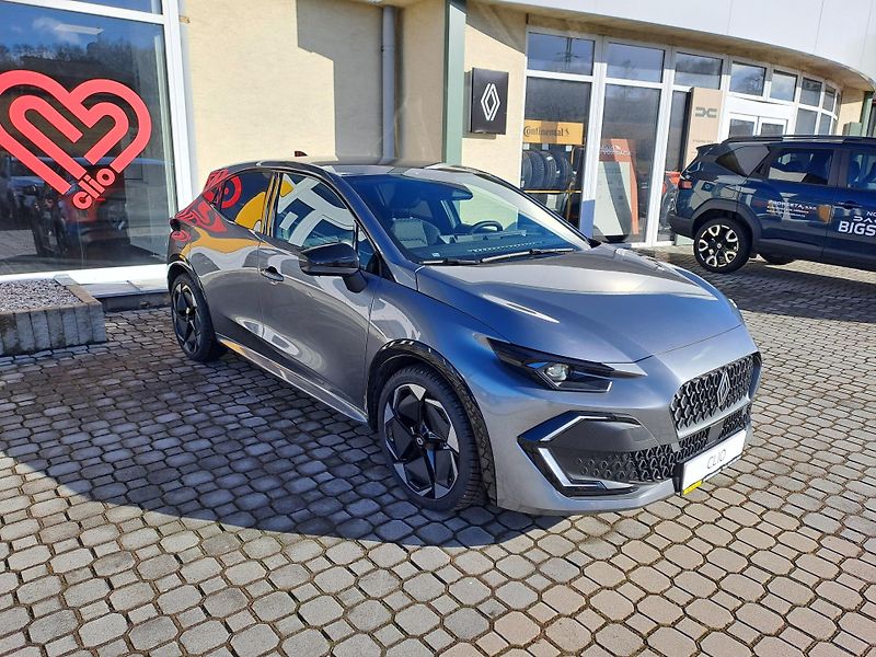 Renault Clio (2026) Techno TCe 115 - fotka 8 z 37