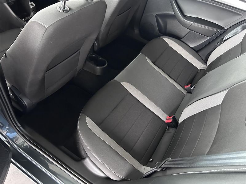 Škoda Rapid 1,0   TSI 81kW,ŘEMEN,AMBITION - fotka 19 z 22