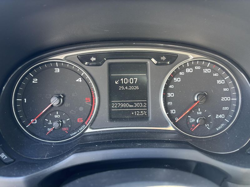 Audi A1 (2013) 2.0TDI, 105kW - fotka 15 z 16
