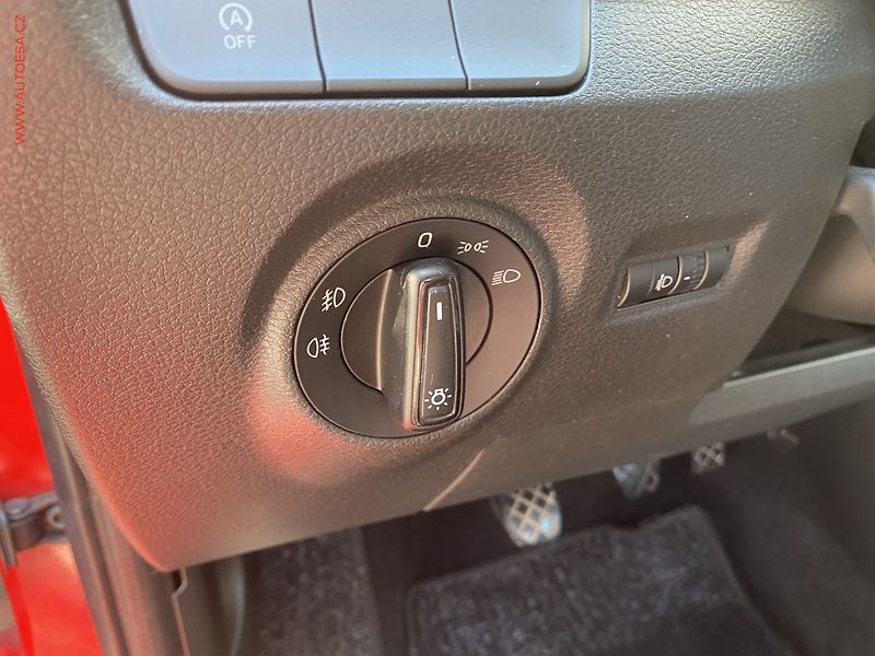 Škoda Fabia (2015) 1.4 TDi, Ambition, +kola - fotka 14 z 16