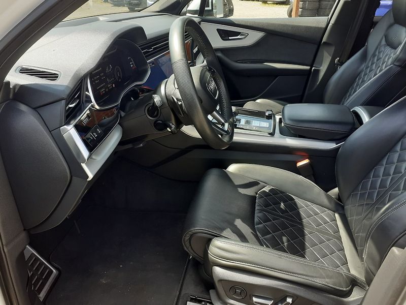 Audi Q7 (2020) 50 TDi  S -Line Mild-hybrid - fotka 21 z 41
