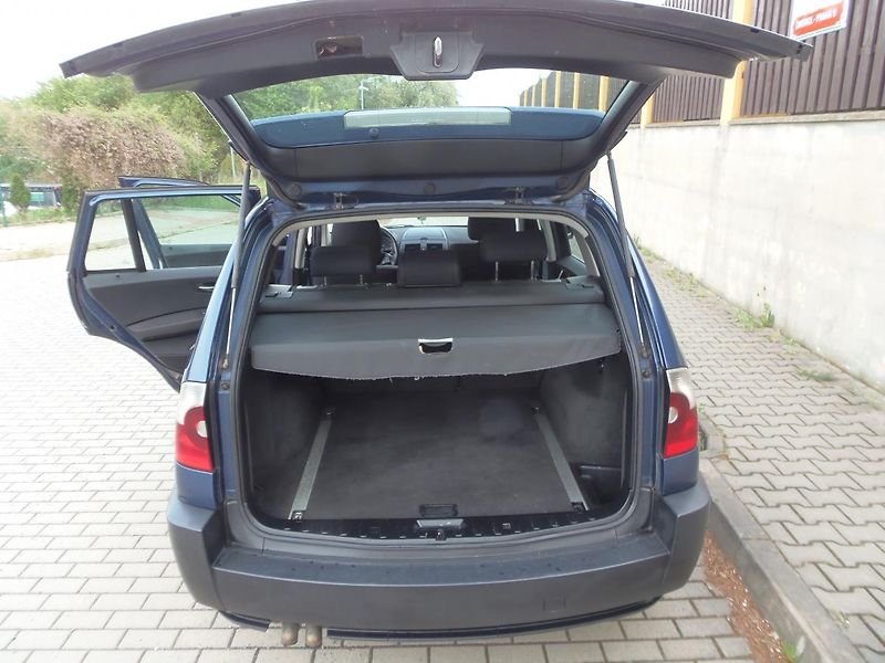 BMW X3 (2005) 3.0 D 150 kw manuál nová STK - fotka 11 z 22