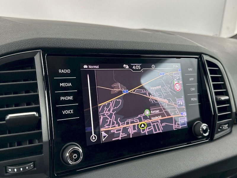 Škoda Karoq (2025) DSG 1.5TSI 110kW SportLine - fotka 11 z 36