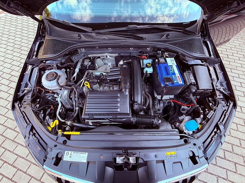 Škoda Octavia 1.4 TSi DSG Style, Serviska - fotka 31 z 32