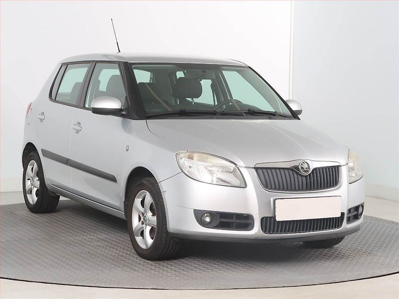 Škoda Fabia (2008) 1.2 12V, zamluveno - fotografie inzerátu